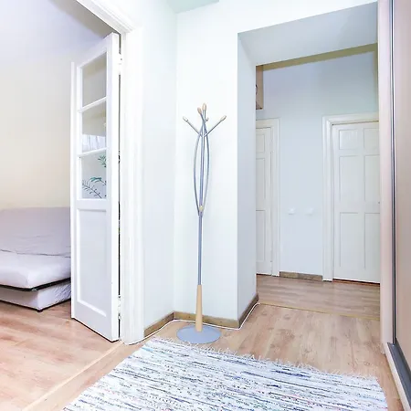 Centre On Voyskovoy Apartment